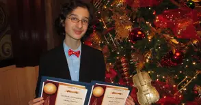 Лондонската „Роял Албърт Хол“ чака 13-годишния Николай Димитров