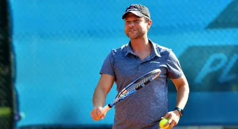 Ненчо Балабанов: Като отида на снимки, първо питам къде има тенис корт