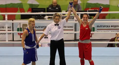 Боксьорка на &bdquo;Русе&ldquo; със злато на европейското