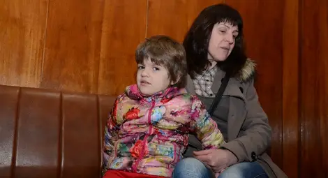 Обич и грижа помагат на 4-годишната Стаси да остава по-дълго в нашия свят