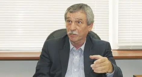 Преподаватели си докарвали по 12 000 лв. от извънредни часове във ВТУ