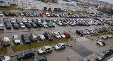 Десетки хиляди минаха през Мол Русе в Черния петък