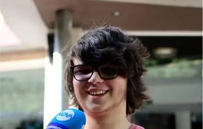 Осмокласник, даряващ храна на бедни: Печеля от лотарията всеки ден