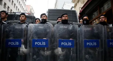 Ердoган пак се развилня, десетки арести в Истанбул