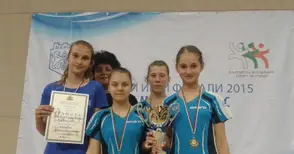 Двемогилският тенис заминава на световно