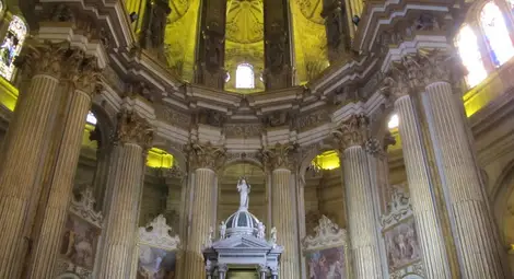 Градът на морето, Пикасо и религията