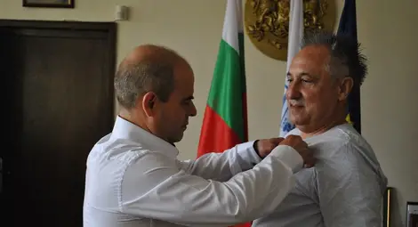 Царят на русенския карнавал  ще пристигне с корабче по Дунава