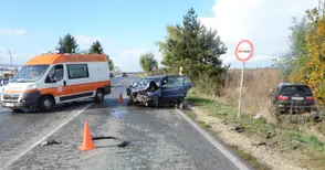 Националът Христо Златински пострада в челен удар край „Джъмбо“