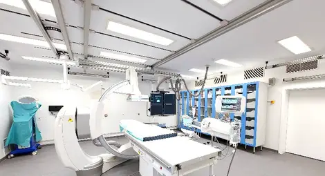 Д-р Стоян Генадиев: В хибридната операционна лекуваме едноетапно и най-сложните заболявания на кръвоносните съдове