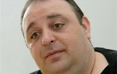 Любо Нейков: Много ми коства да играя на сцената, малко след като брат ми почина