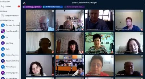 Учители от три общини участваха в уебинар на Русенския университет за образователния модел след пандемията 