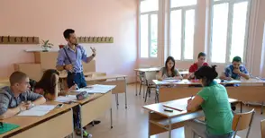 Медиите, дрогата и изборите са  сред темите в турнир по дебати