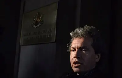 Тошко Йорданов: Кирил Петков и Асен Василев рекетират "Има такъв народ"