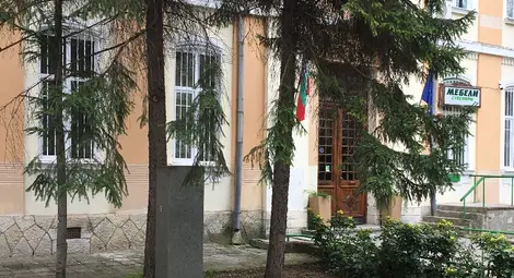 150 години професионално образование в Русе: &bdquo;И всеки помни по един учител - из стръмното ръката му подал...&ldquo;