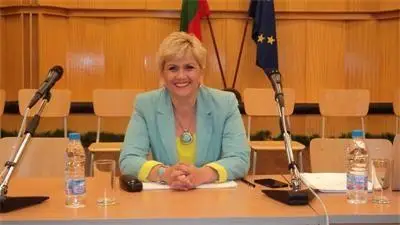 Съпругът на Николина Чакърдъкова: Запознахме се на морето, беше страхотно гадже