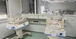 „Дунарит“ направи ценно дарение за  най-малките пациенти на болница „Канев“