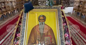 В народопсихологията любовта към свети Харалампий Чудотворец се съчетава с неговия християнски пример и начин на живот, каза отец Михаил в Самоков