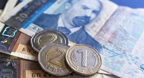 Как се заплаща трудът по празниците?