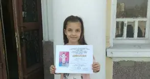 Певици от студио „Икономов“ донесоха награди от конкурс