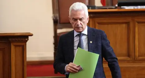 "Атака" напусна парламента окончателно