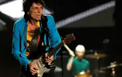 Китаристът на "Ролинг стоунс" Рони Ууд: Победих рака без химиотерапия