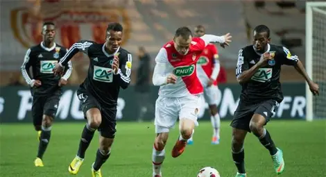 Бербатов: Бих останал в „Монако“. Медиите: Има енергията на младок! Треньорът: Изумен съм /видео/ Бербатов: Бих останал в „Монако“. Медиите: Има енергията на младок! Треньорът: Изумен съм /видео/