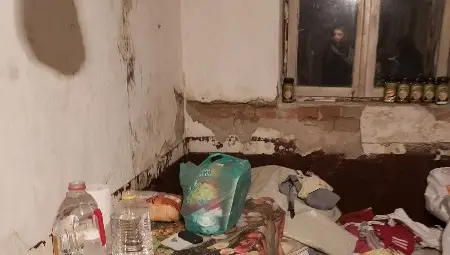 Доброволци и дарители осигуриха уют в дома на майка и двете й деца