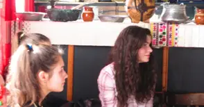 Красивите носии и обичаи на капанци в Гецово впечатлиха ученици етнографи