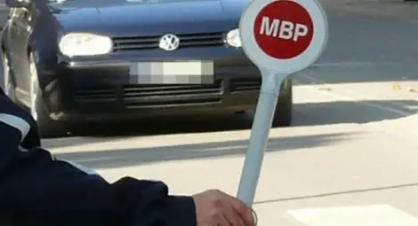 КАТ пропищя от най-наглата шофьорка: Младата столичанка Ния е със 7 бона глоби и джитка без книжка