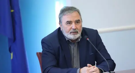 Ангел Кунчев: Не сме във вълна, в цунами сме