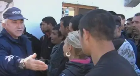 Ромите в Гърмен гласуват по трима &ndash; били неграмотни