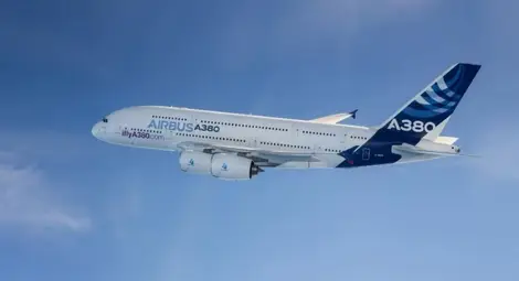 Край на най-големия пътнически самолет