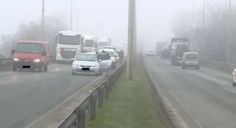 Три верижни катастрофи в Русе заради мъгла и несъобразена скорост