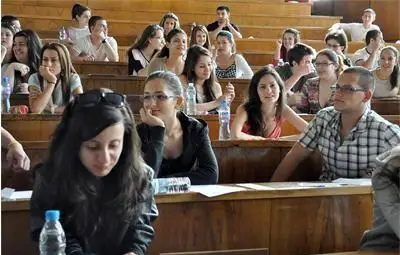 Правителството утвърди по-високи такси за част от ВУЗ-овете за 2015/2016 година Правителството утвърди по-високи такси за част от ВУЗ-овете за 2015/2016 година