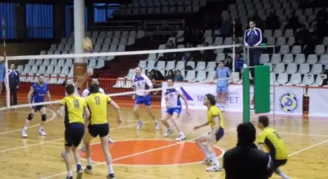 Офанзива в &bdquo;Дунав&ldquo; за привличане на двама-трима опитни волейболисти