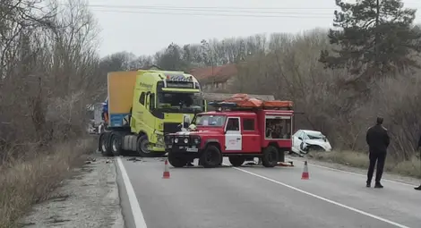 Човек загина в поредна тежка катастрофа по пътя Русе-Бяла Човек загина в поредна тежка катастрофа по пътя Русе-Бяла