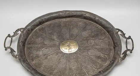 Подносите на княз Батенберг вече са в Националния исторически музей