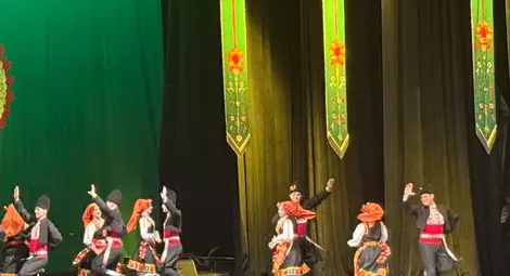 ФТТ &bdquo;Найден Киров&ldquo; и Богдан Донев с отличия от президента, кмета на Русе и Съюза на музикалните и танцови дейци