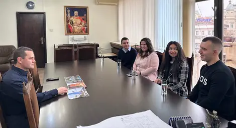 Три русенски двойки победиха в конкурса за най-добра семейна снимка