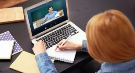 Вълчев издаде заповед за онлайн обучението, 5 випуска остават вкъщи