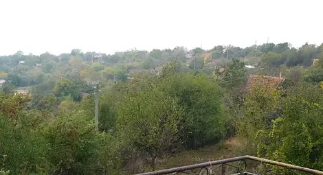 Възрастно семейство обрано посред бял ден във вилата си в Сухия кладенец Възрастно семейство обрано посред бял ден във вилата си в Сухия кладенец