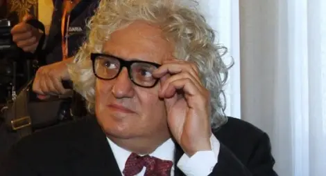 Лозанов излиза от СЕМ догодина