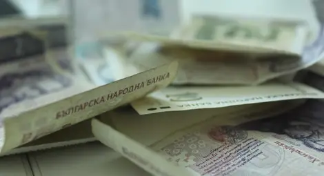 Ало измамници отмъкнаха над 6 бона от две баби