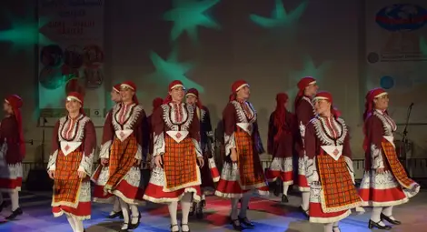 &bdquo;Русчуклийче&ldquo; направи задгранична премиера на най-новите си костюми