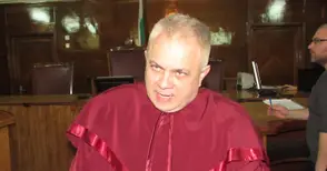 Кой е прокурор Николов?