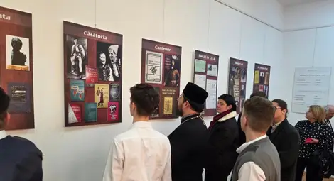 Изложба, посветена на модата през миналия век в Русе,  бе представена в румънския град Гюргево