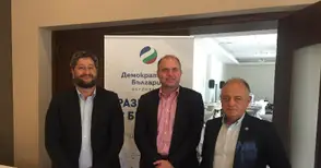 „Демократична България“: Няма друга политическа сила, която отстоява влизането на България в ядрото на ЕС