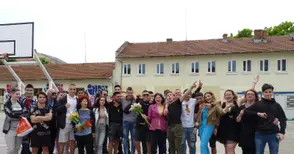 Директорът на ПГВДА Галя Тодорова към зрелостниците: Не се примирявайте с малкото, с посредственото! Посрещайте достойно предизвикателствата