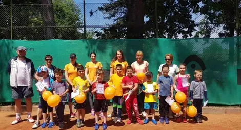 Варненски триумф на кортовете на ТК „Русе“ Варненски триумф на кортовете на ТК „Русе“