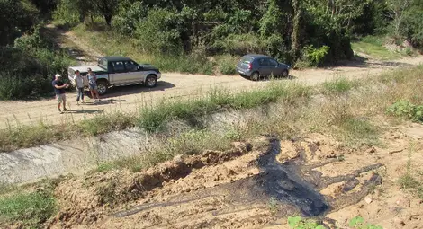 Старото сметище избълва гудрон и разтревожи хората наоколо